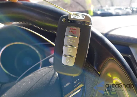 2014 Hyundai Sonata Se 2.0T z USA, uszkodzony, nr VIN 5NPEC4AB7EH841568